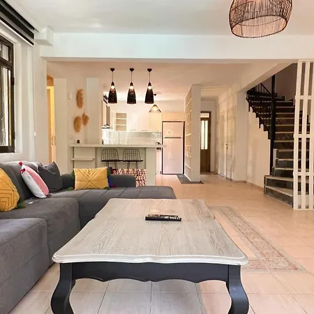 Mossa, 3 Bedroom, Private Pool, Calis